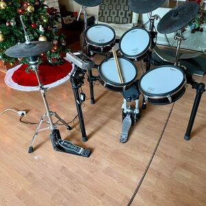 Roland Electronic Drum Kit with Black and White Finish